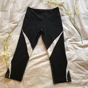 Nike Dri Fit Cropped Leggings